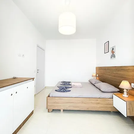 Apartment Golem Paradise 768